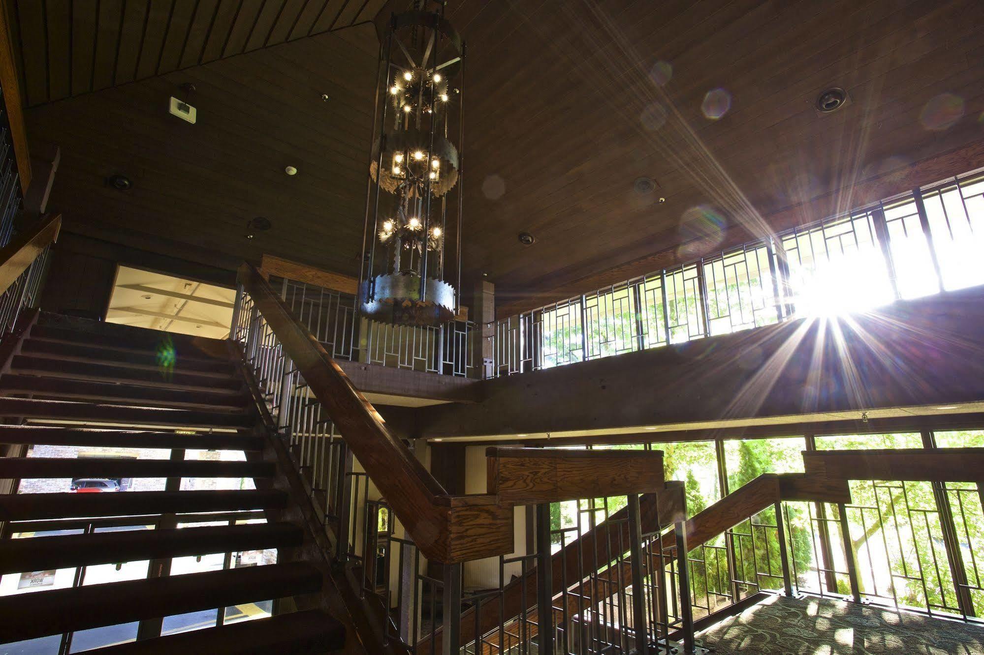 Valley River Inn Eugene Ngoại thất bức ảnh